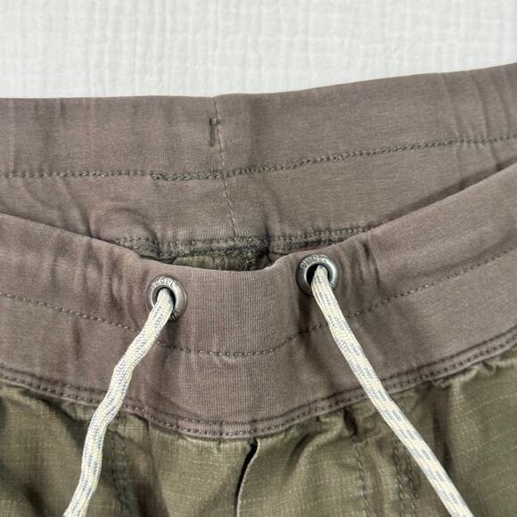 Vuori Olive Green Ripstop Traveler Jogger Pants Women Drawstring Outdoor Flawed - Picture 11 of 12